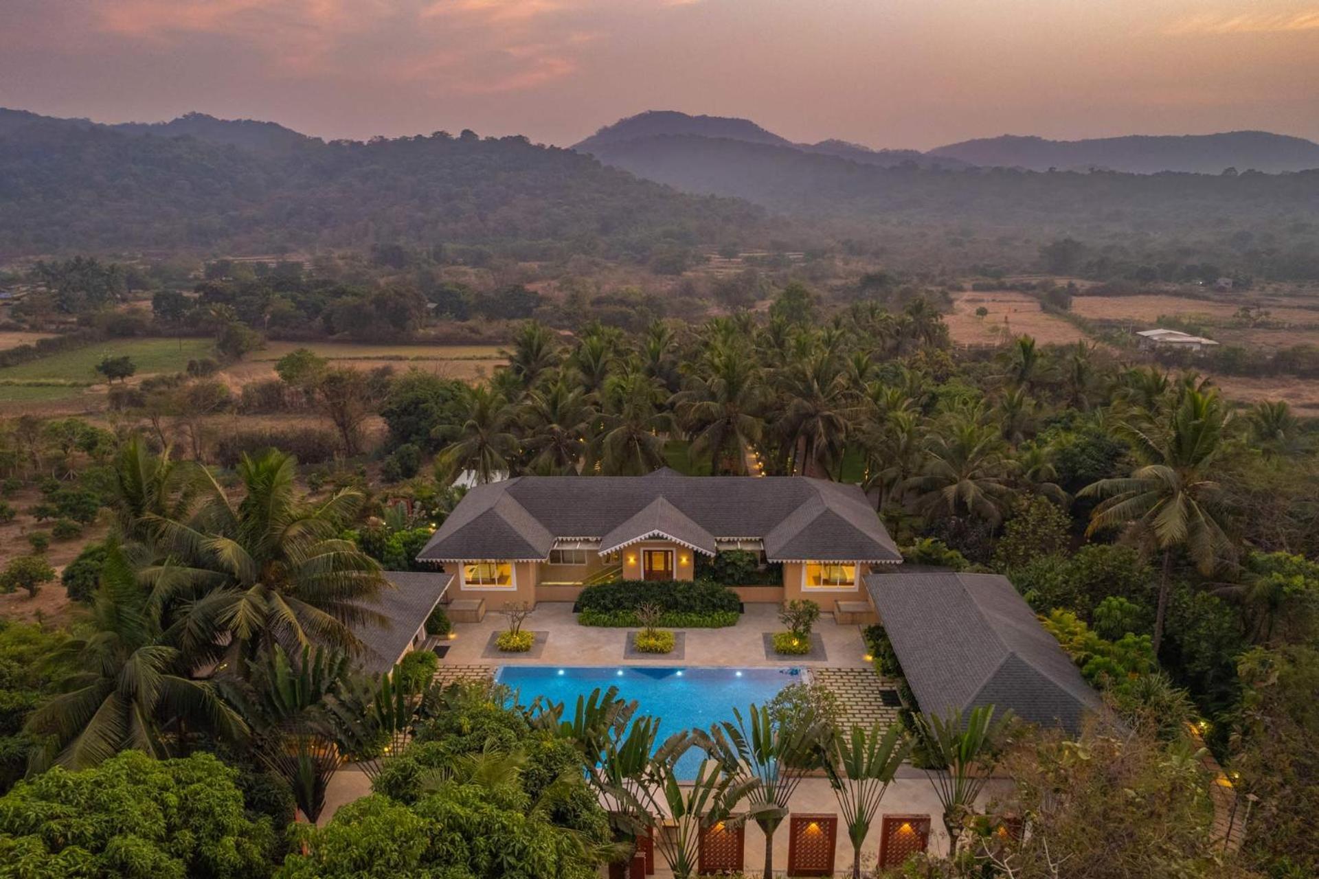 Stayvista At Amara Villa Luxury Collection With Private Pool & Gazebo Alibag Exterior photo